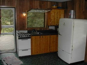 Lakeview Cabin Kitchen
